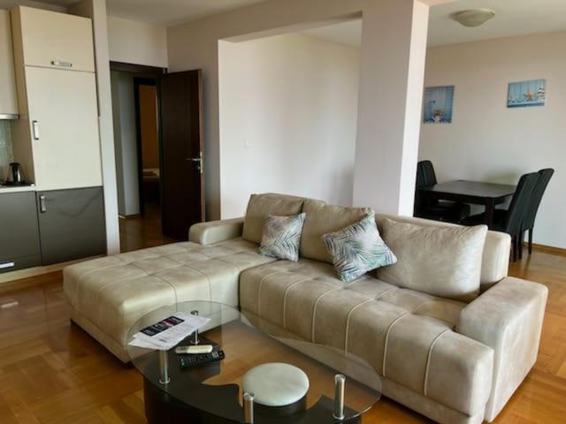 בודווה The Old Town Terrace Apartments מראה חיצוני תמונה