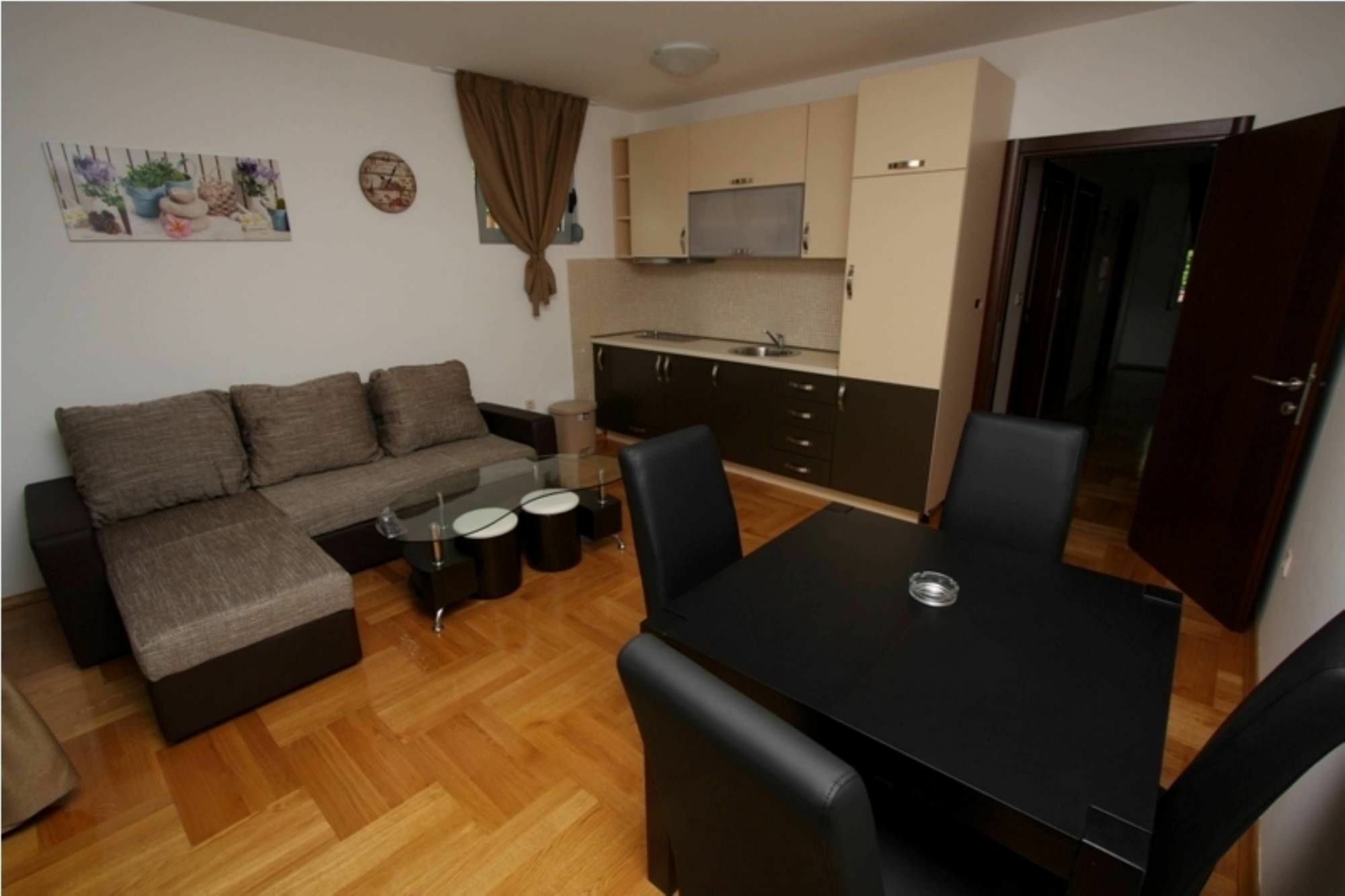 בודווה The Old Town Terrace Apartments מראה חיצוני תמונה