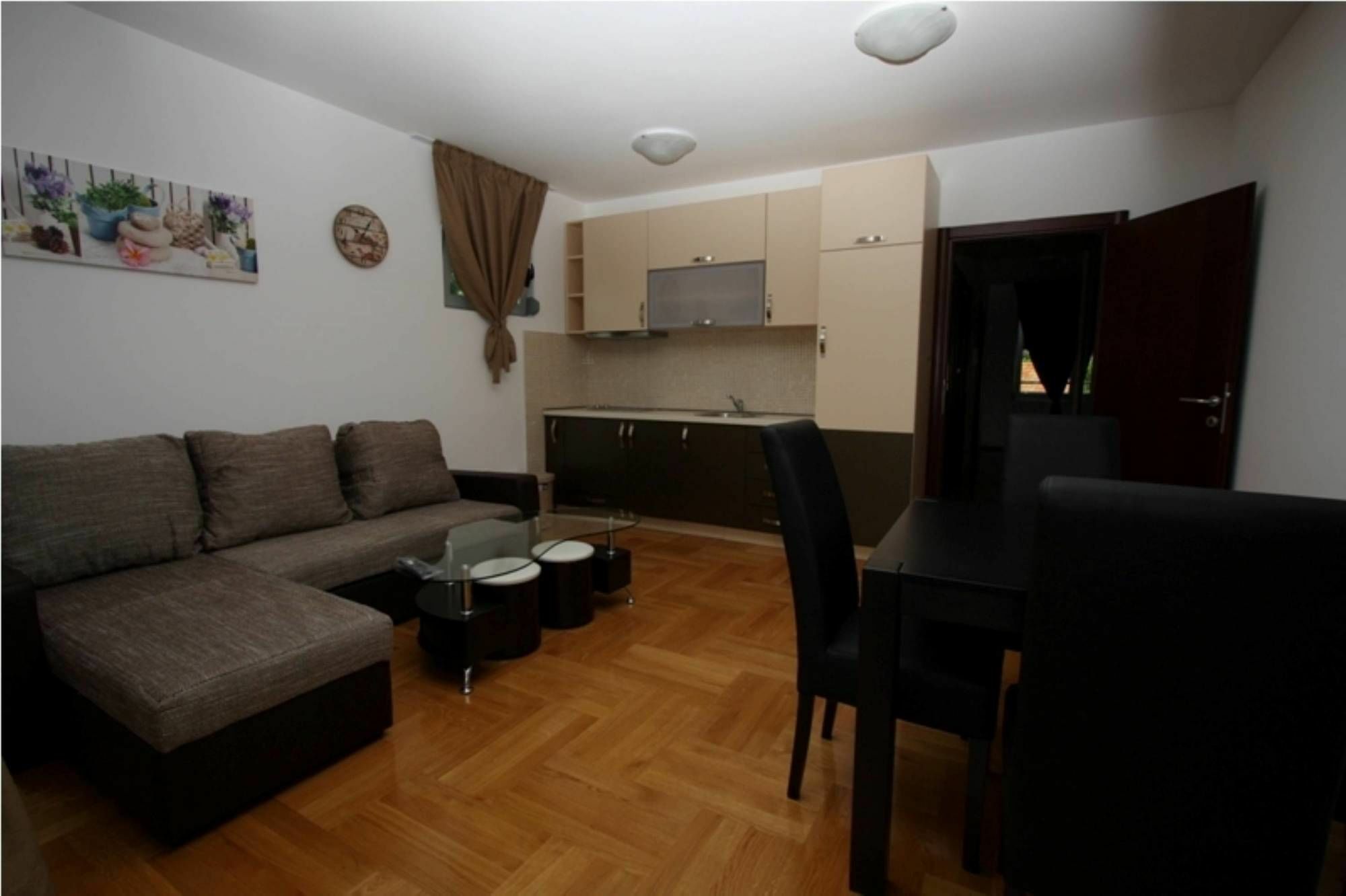 בודווה The Old Town Terrace Apartments מראה חיצוני תמונה