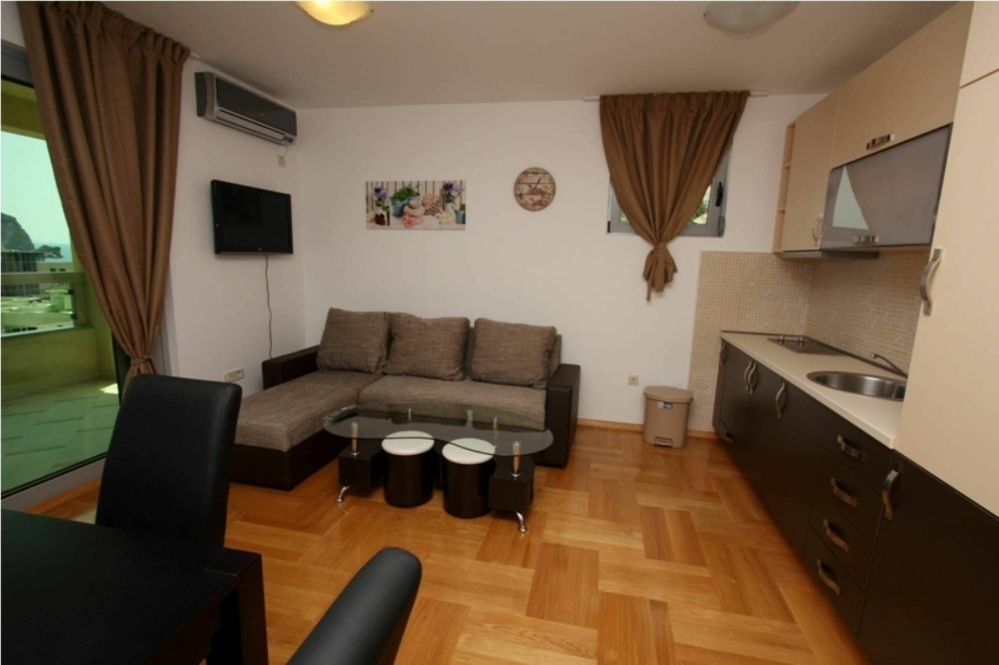 בודווה The Old Town Terrace Apartments מראה חיצוני תמונה