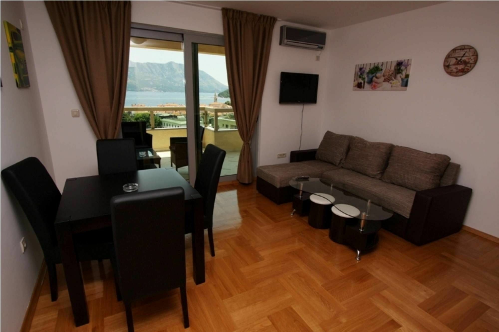 בודווה The Old Town Terrace Apartments מראה חיצוני תמונה