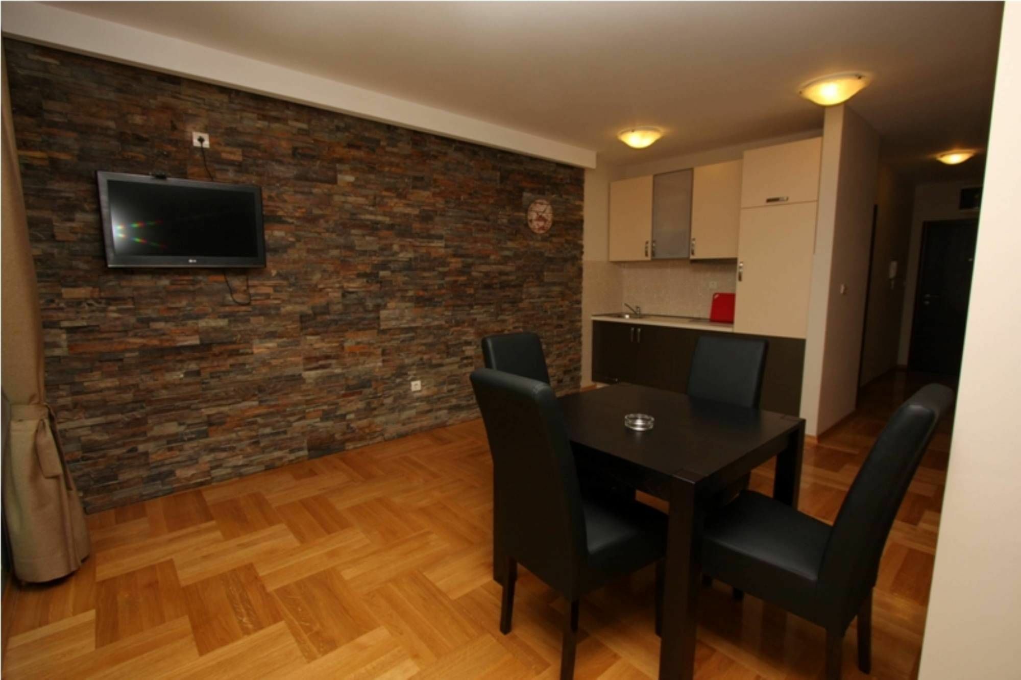 בודווה The Old Town Terrace Apartments מראה חיצוני תמונה